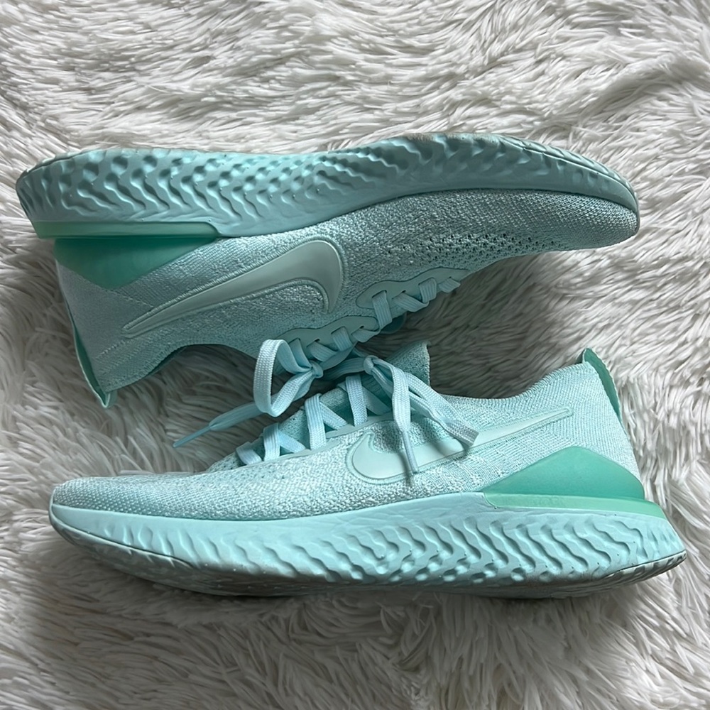 Nike Free Runs